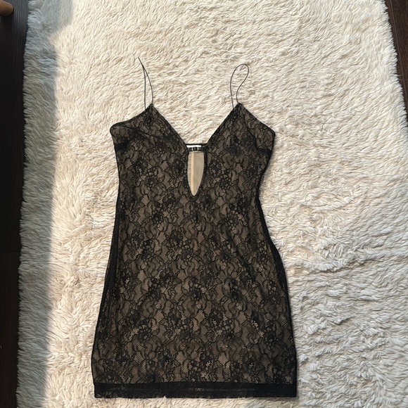 Worn once also in great condition. Send a message for any questions! - Picture 1 of 3